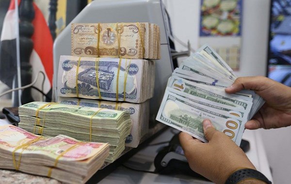 أسعار الدولار في العراق مع الإغلاق