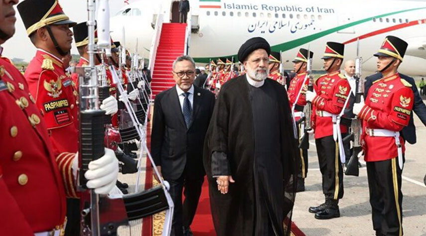 استقبال رسمي للرئيس الايراني من قبل نظيره الاندونيسي