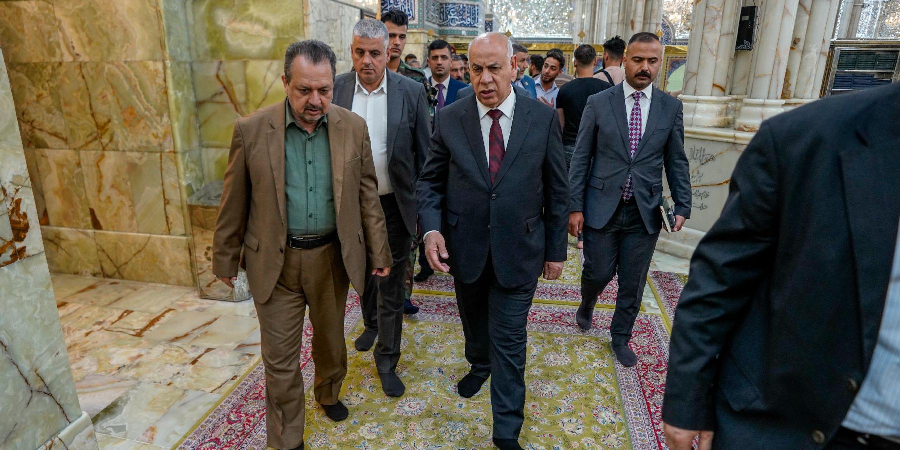 وزير السياحة العراقي يشيد بدور العتبة العلوية في الحفاظ على التراث النجفي