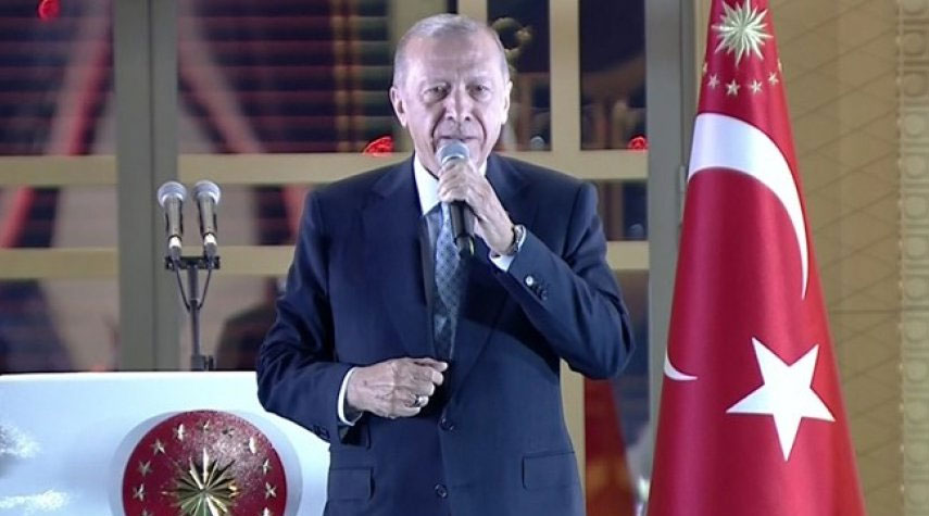 أردوغان يلقي خطاب "النصر" أمام أنصاره في أنقرة