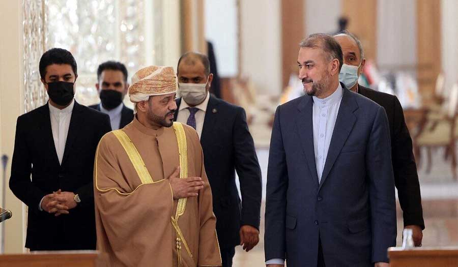 عمان وإيران تبحثان آفاق التعاون في قطاعي الطاقة والمعادن