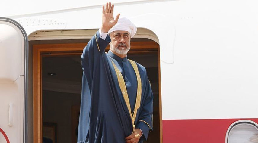 سلطان عمان يغادر طهران عائداً الى بلاده