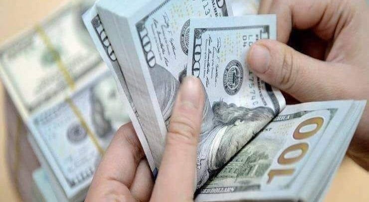 أسعار الدولار تستقر في بغداد مع الإغلاق