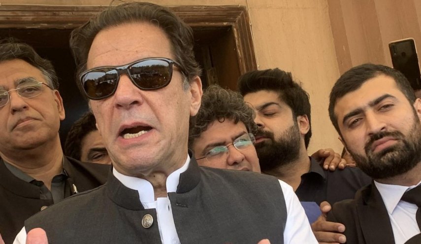 الافراج عن رئيس الوزراء الباكستاني السابق عمران خان