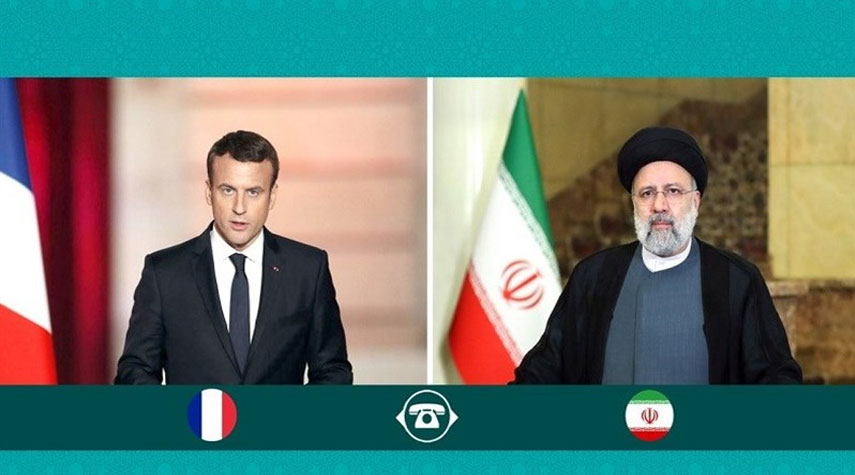 الرئيس الايراني يحذر من استمرار الاجراءات غير البناءة في مفاوضات رفع الحظر