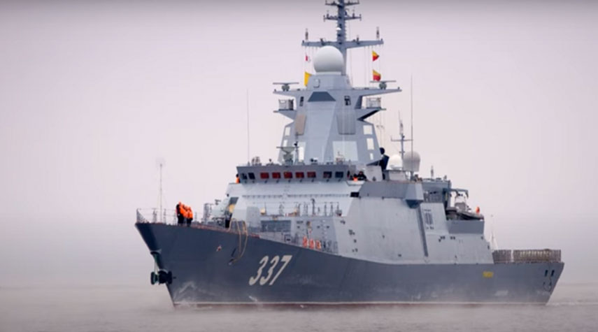 روسيا تعزز أسطولها الحربي بسفينة صاروخية جديدة