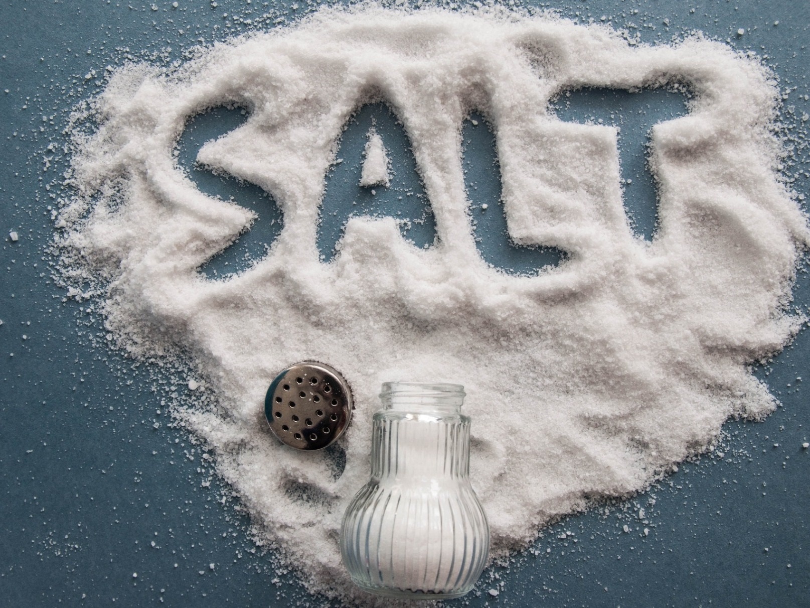 هذه هي مخاطر الإكثار من تناول الملح على الصحة!