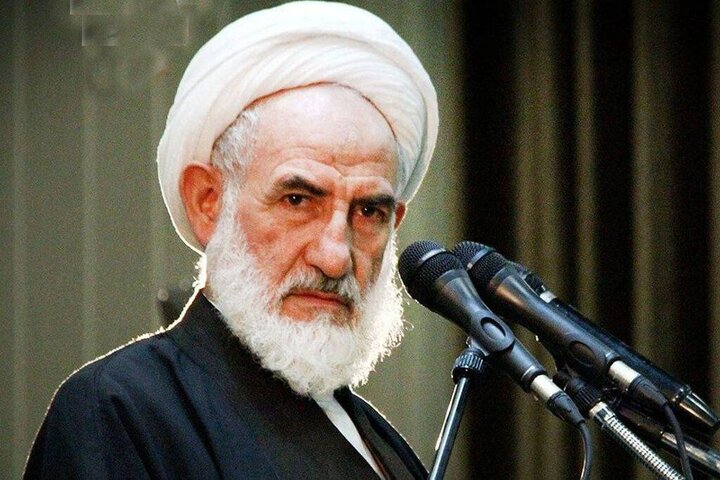 القضاء الإيراني يحكم بالإعدام على قاتل آية الله سليماني