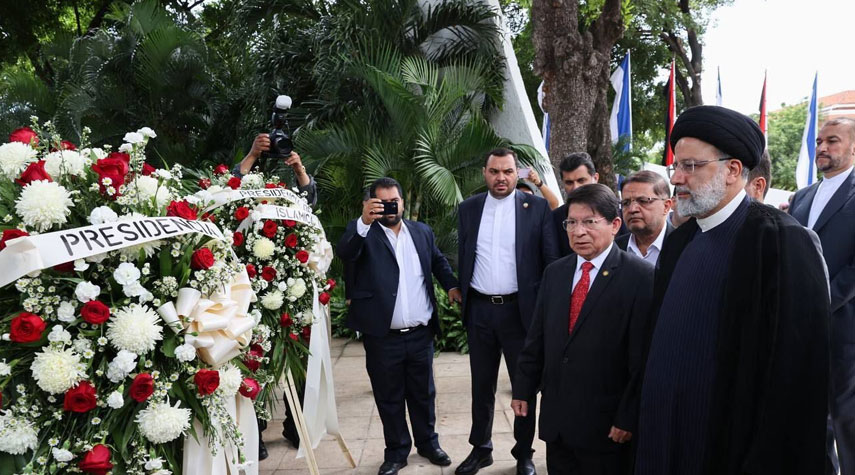 رئيسي يزور النصب التذكاري لقادة ثورة نيكاراغوا