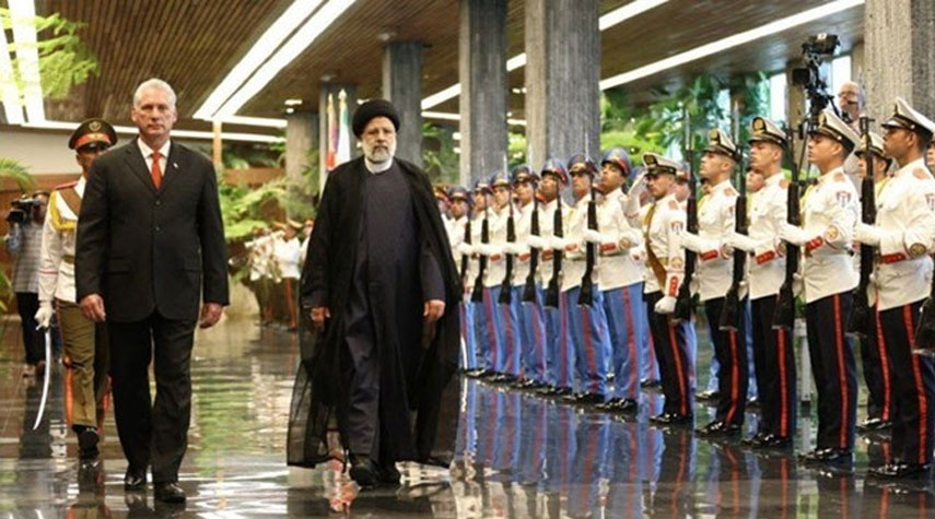 إقامة مراسم استقبال رسمية للرئيس الإيراني من قبل نظيره الكوبي