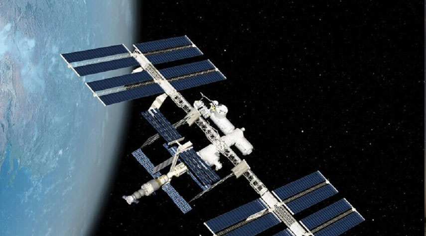 المحطة الفضائية الدولية تعدل مدارها لاستقبال مركبة "سويوز" الروسية