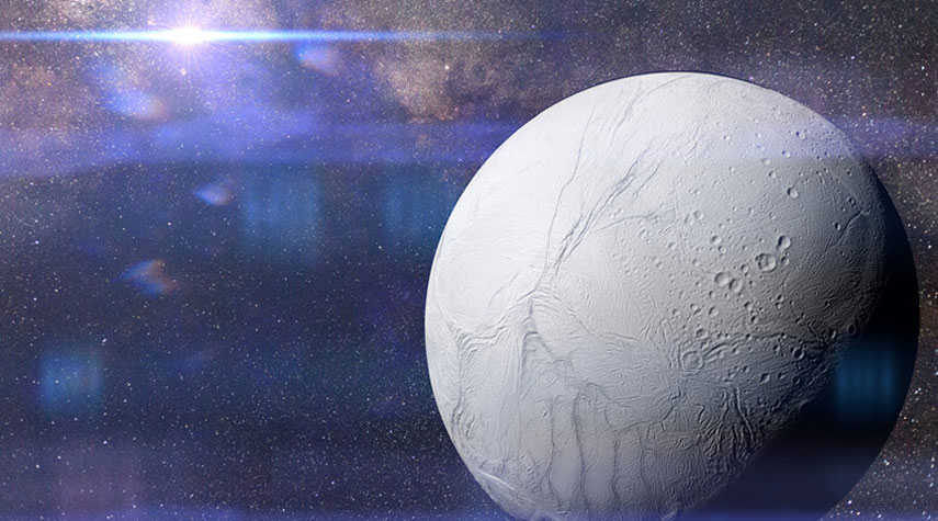 العثور على إحدى لبنات الحياة الأساسية لأول مرة خارج الأرض - في قمر زحل، إنسيلادوس