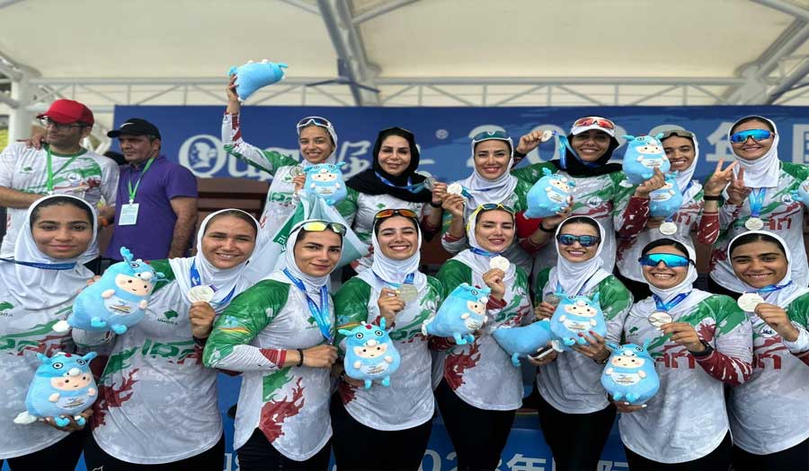 منتخب الإيرانيات يفوز بفضية مسابقة "قارب التنين" في كأس العالم بالصين