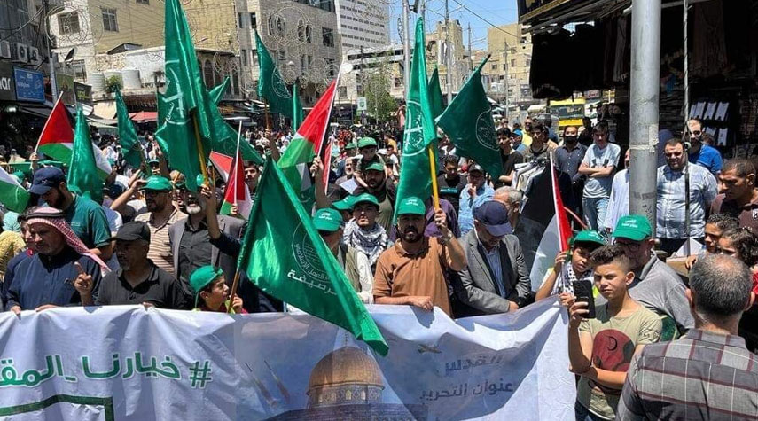 مظاهرة في الأردن تنديداً باعتداءات الإحتلال والمستوطنين