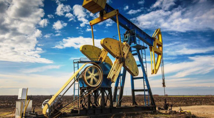 أسعار النفط تنتعش إثر مخاوف بانقطاع امدادات الطلب العالمي