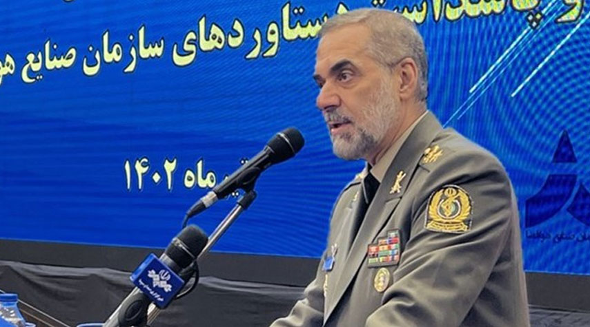 وزير الدفاع الإيراني: ينبغي أن يتحرك برنامجنا الصاروخي طبق أحدث الإنجازات العالمية