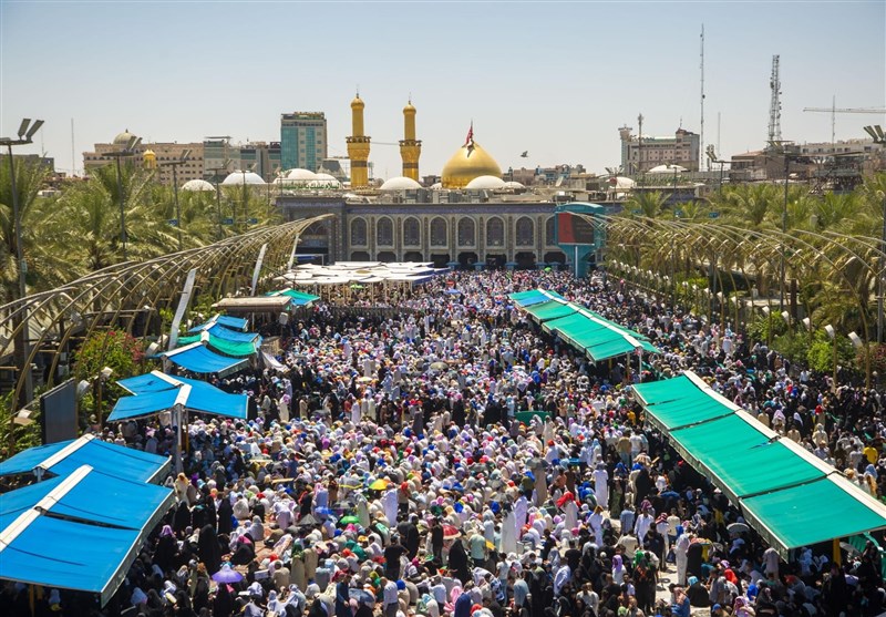 مئات الآلاف يحيون زيارة يوم عرفة عند الإمام الحسين وأبي الفضل العباس 