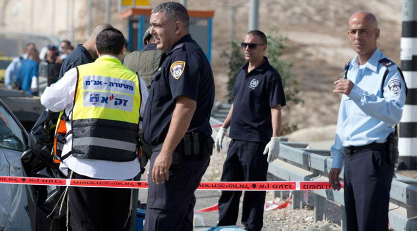 إصابة مستوطن في عملية طعن قرب "تل أبيب" واعتقال المنفذ