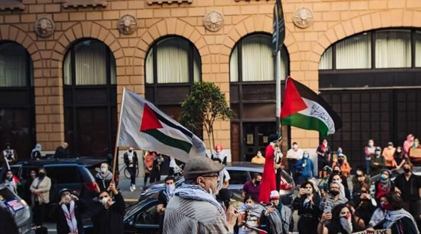 الجالية الفلسطينية في أمريكا تستعد لتنظيم مسيرات حاشدة تنديداً بالعدوان على جنين