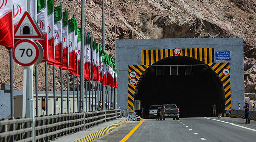 رئيس الجمهورية يفتتح طريق "طهران - شمال" السريع