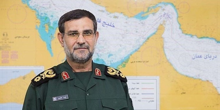 الأدميرال تنكسيري: اقتدار البحرية الايرانية يتعاظم امام الاعداء