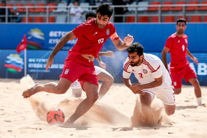 إيران تسحق الإمارات بكرة القدم الشاطئية