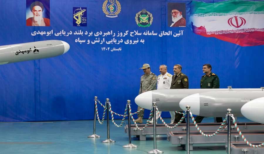 إيران تكشف عن صاروخ الكروز البحري "أبو مهدي" مزود بتقنية الذكاء الاصطناعي