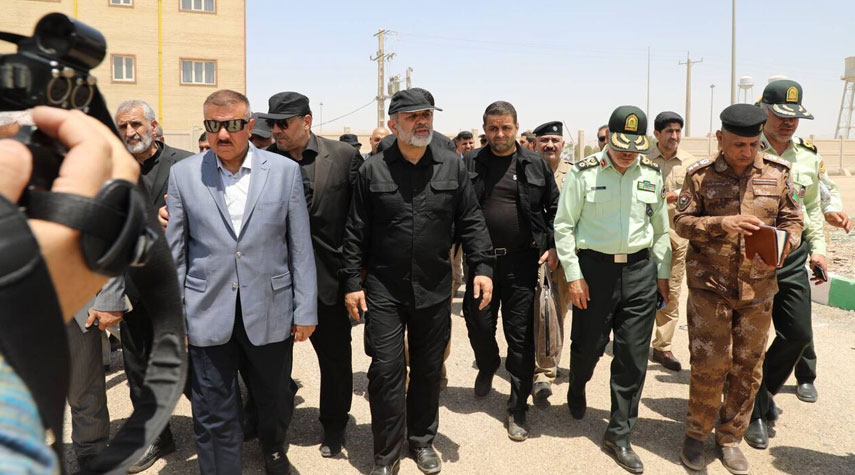 وزير الداخلية الايراني يستقبل نظيره العراقي في معبر مهران الحدودي