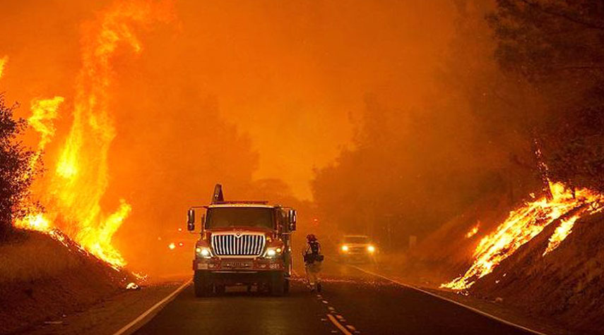 الحرائق تلتهم آلاف الهكتارات في الولايات المتحدة