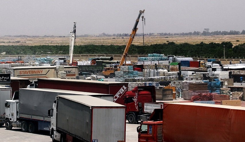 محافظة إيرانية تصدر نحو مليار دولار من البضائع إلى العراق