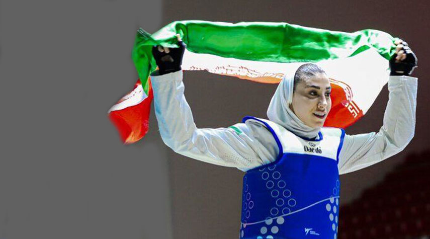 لاعبة التايكوندو الإيرانية تفوز بالميدالية الذهبية في اليونيفيرسياد