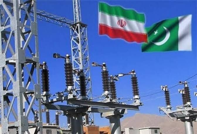 باكستان تقرر زيادة استيراد الكهرباء من إيران