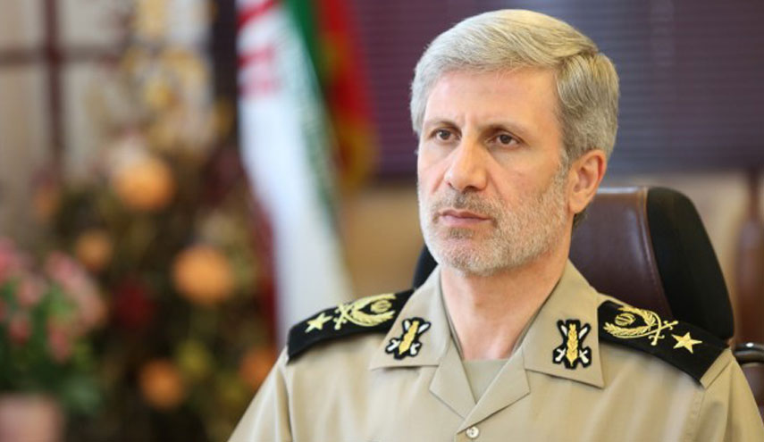 مسؤول عسكري: الجيش مستعد دائما للدفاع عن وحدة إيران واستقلالها