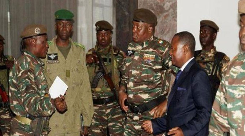 الانقلابيون بالنيجر يرومون محاكمة بازوم.. ووفد مشايخ نيجيريا يرفع توصياته لأبوجا