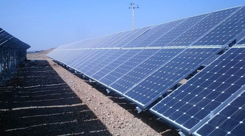 5 دول تطلب الإستثمار في محطات الطاقة الشمسية في محافظة يزد وسط إيران