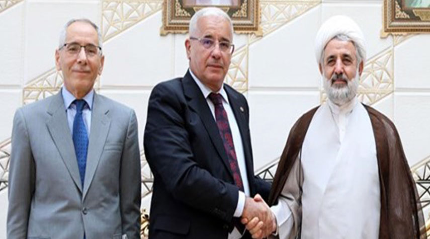 ذوالنوري: تطوير العلاقات بين إيران والجزائر يخدم تقدم البلدين