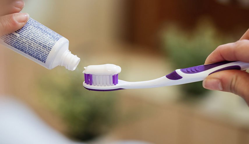 تجنب هذا الخطأ الفادح أثناء تنظيف أسنانك!