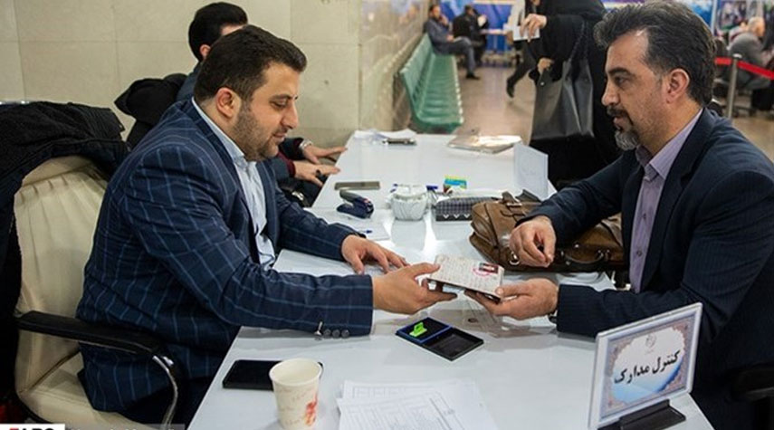 الداخلية الإيرانية: نحو 49 ألفاً تقدموا بطلبات الترشيح للإنتخابات البرلمانية