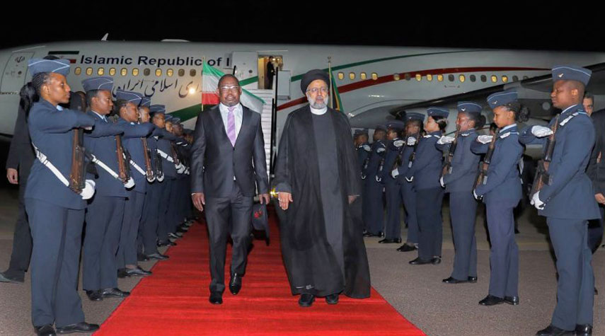 الرئيس الايراني يصل إلي جنوب افريقيا