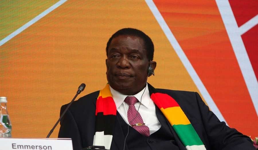 رئيس زيمبابوي يفوز بولاية رئاسية ثانية