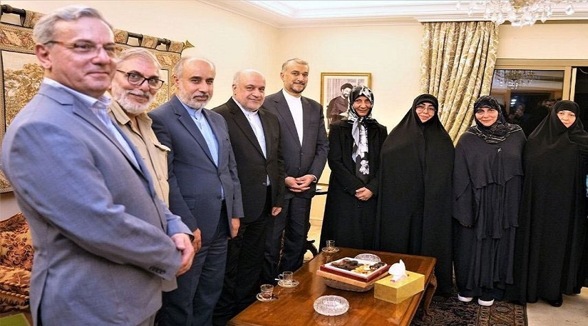 عبد اللهيان يلتقي عائلة الإمام موسى الصدر في لبنان