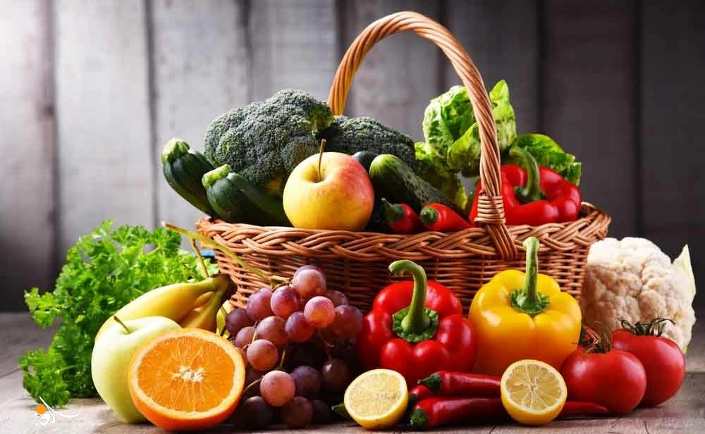 ما فائدة تناول بعض الفواكه والخضروات بقشرها؟