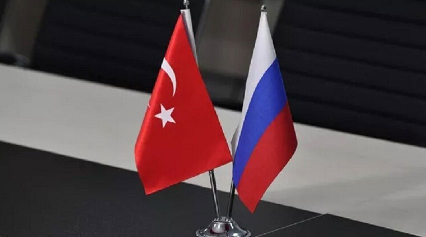روسيا وتركيا تبحثان الانتقال للتعامل بالعملات الوطنية