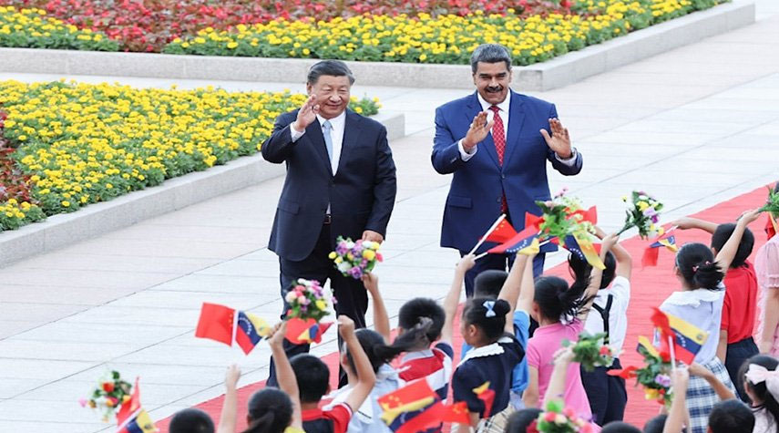 رئيس الصين يستقبل مادورو ويرفع مستوى العلاقات مع فنزويلا
