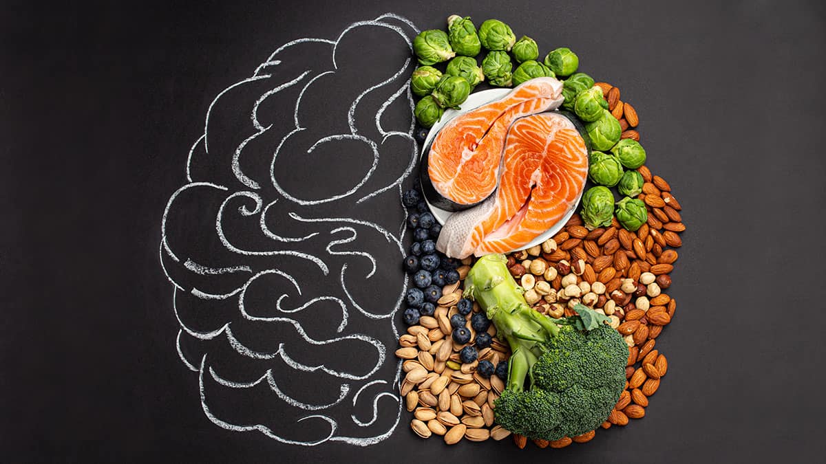 3 أنظمة غذائية تعزز صحة الدماغ