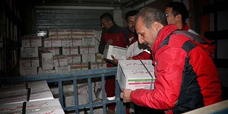 اول شحنة ايرانية من المساعدات وفرق الاغاثة الى ليبيا بعد الفيضانات