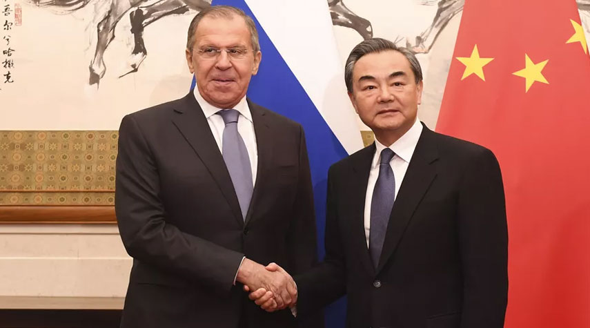 وزير الخارجية الصيني يزور روسيا لإجراء محادثات أمنية