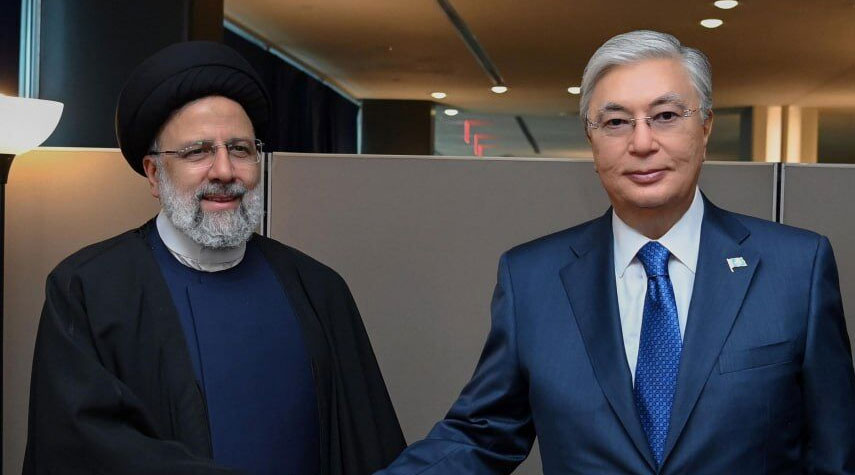 الرئيس الكازاخستاني لنظيره الايراني : ملتزمون بتعزيز العلاقات مع طهران