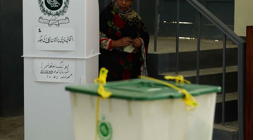 باكستان تحدد موعدا جديدا لأجراء الانتخابات