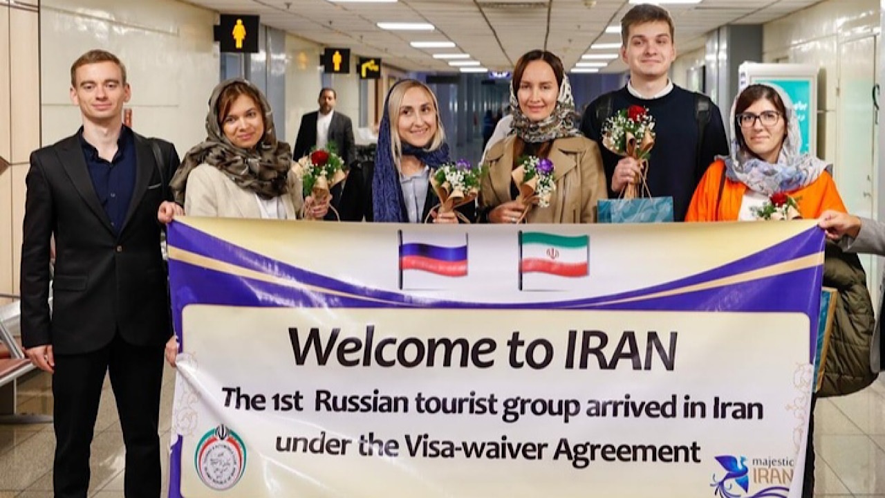 إيران تفتح أبوابها للسياح الأجانب بدون تأشيرات دخول 